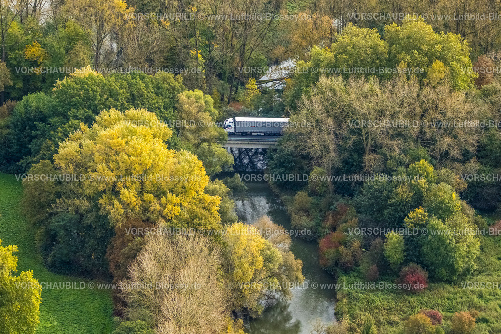 Hamm241015091 | Luftbild, Brücke Zollstraße über den Fluss Lippe, herbstliche Bäume, Uentrop, Hamm, Ruhrgebiet, Nordrhein-Westfalen, Deutschland