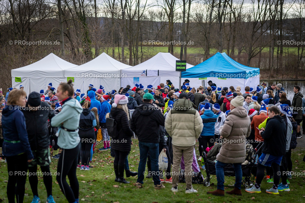 Bonner Nikolauslauf in Bonn, 08.12.2024 | Impressionen vom Bonner Nikolauslauf am 08.12.2024 in Bonn (Freizeitpark Rheinaue). Foto: BEAUTIFUL SPORTS/Axel Kohring