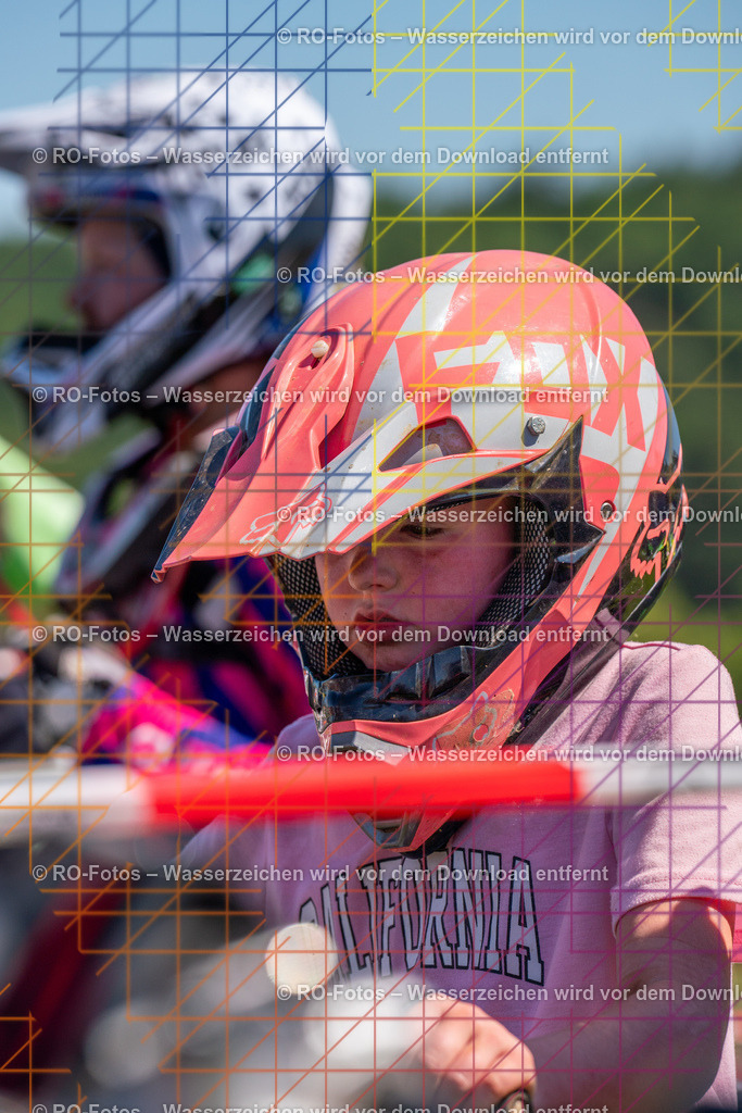 Wolfshausen 1 Lauf -1148 | Sportfotografie von RO-Fotos: Motorsport, Motocross, Enduro, Laufveranstaltungen und Triathlon. Professionelle Fotos von Sportlern und Events. - Realisiert mit Pictrs.com
