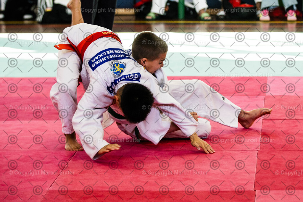 250920-110421-_G2A9868-MarcelSutter | Finde und bestelle deine Sport- und Eventfotos in höchster Qualität. Professionelle Aufnahmen von Wettkämpfen, Veranstaltungen und Outdoor-Events – schnell und einfach online bestellen. - Realisiert mit Pictrs.com