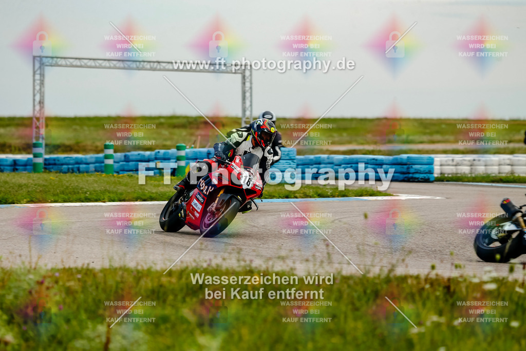 Chambley Juli-0029 | Hier findet Ihr Bilder von Touristenfahrten auf der Nürburgring Nordschleife oder von anderen Veranstaltungen die ich besucht habe. Viel Spass beim Durch Schauen 