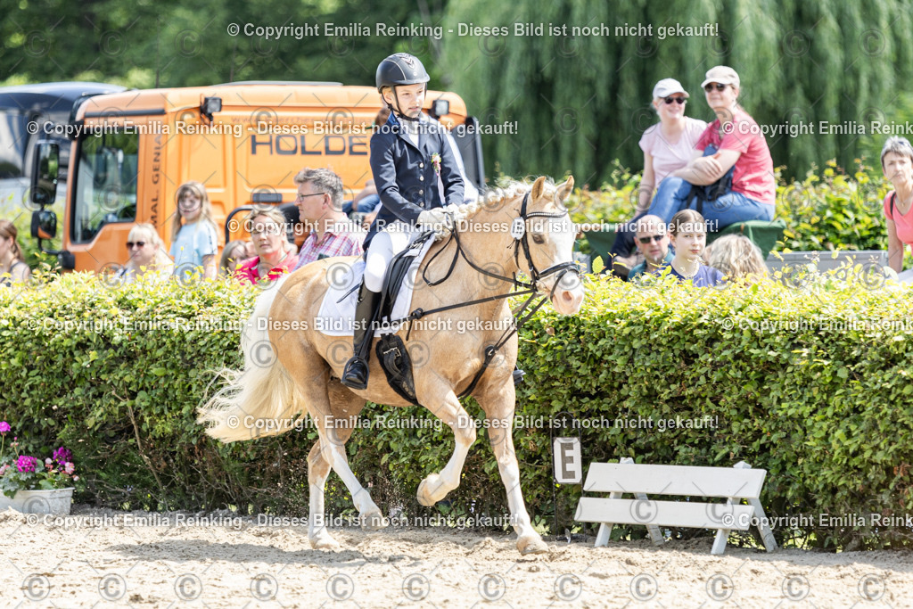 CL5A9827 | Emilia Reinking Fotografie - Realisiert mit Pictrs.com