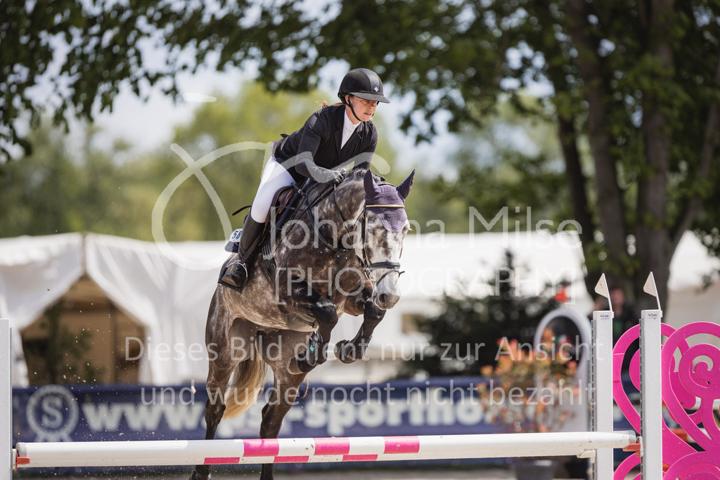 230516_Mühlen_03SprPf-A-452 | Deine schönsten Turniermomente als professionelle Fotos! Entdecke hochwertige Pferdesport-Fotografie im Online-Shop. Jetzt Fotos finden & bestellen!
