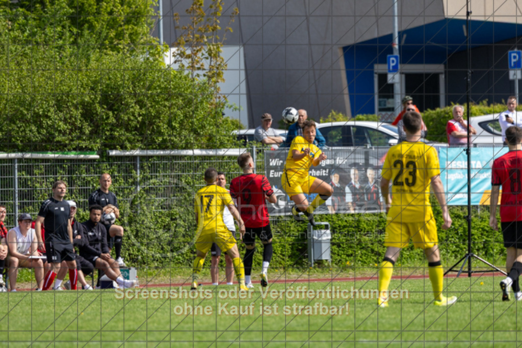 20250427_153135_0235 | #,TSV Bad Boll (rot) vs. SV Waldhausen (gelb), Fussball, Landesliga 2 - wfv, 24. Spieltag, Saison 2024/2025, Rasenplatz, Erlengarten 37, 73087 Bad Boll, 27.04.2025 - 15:00 Uhr,Foto: PhotoPeet-Sportfotografie/Peter Harich