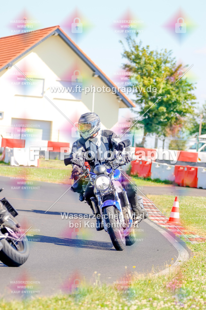 _MOT9025 | Hier findet Ihr Bilder von Touristenfahrten auf der Nürburgring Nordschleife oder von anderen Veranstaltungen die ich besucht habe. Viel Spass beim Durch Schauen 