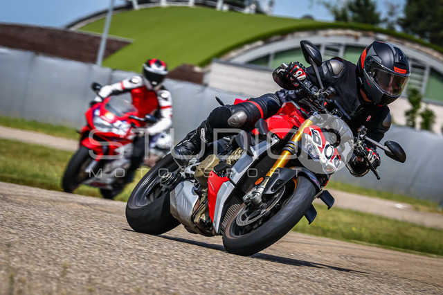 0608-260530DCB-023_608 | Deine Full-Service-Agentur für ✔️Videoproduktionen und ✔️Motorsportfotografie Jetzt Angebot anfragen!