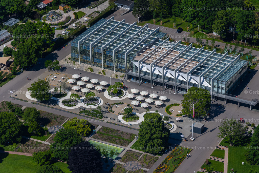 4045846 | ERFURT 14.06.2021 Wüsten- und Urwaldhaus " Danakil " im egapark im Ortsteil Hochheim in Erfurt im Bundesland Thüringen, Deutschland. Weiterführende Informationen bei: Bundesgartenschau Erfurt 2021 gemeinnützige GmbH,  Erfurter Garten- und Ausstellungs gemeinnützige GmbH,  Riedel Bau GmbH &amp; Co. KG,  SWE Stadtwerke Erfurt GmbH,  henchion+reuter. // Wuesten- and Urwaldhaus " Danakil " in egapark in the district Hochheim in Erfurt in the state Thuringia, Germany. Further information at: Bundesgartenschau Erfurt 2021 gemeinnuetzige GmbH,  Erfurter Garten- und Ausstellungs gemeinnuetzige GmbH,  Riedel Bau GmbH &amp; Co. KG,  SWE Stadtwerke Erfurt GmbH,  henchion+reuter. Foto: Gerhard Launer