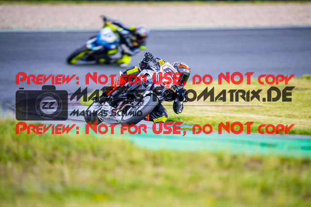 MaZZes_FotoMatrix_220521_2664 | Fotograf Mathias Schmid
Sportfotograf,
Eventfotograf,
Hochzeitsfotograf,
Portraitfotograf