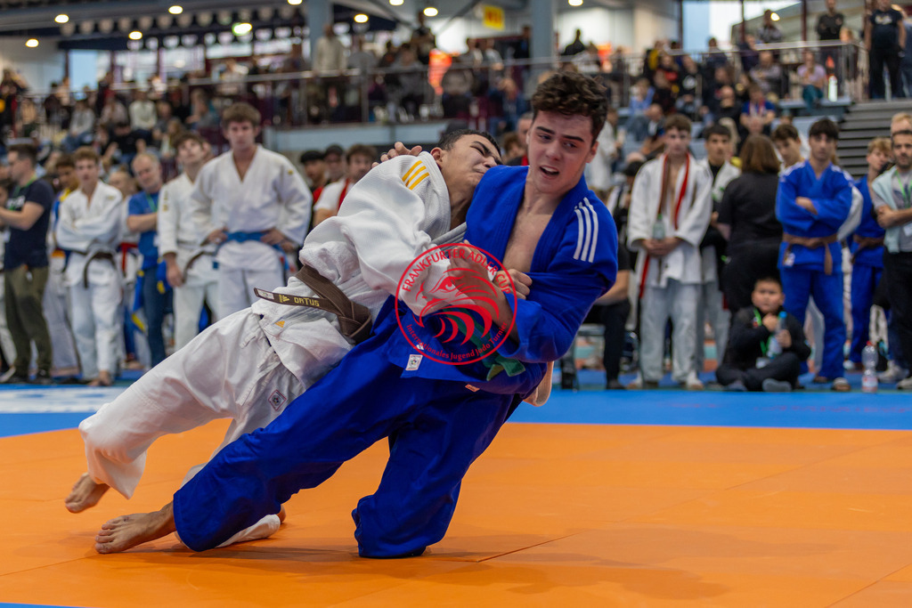 Internationaler Adler Cup 2024 | Foto vom Internationalen Adler Cup Judo Turnier im Sport- und Freizeitzentrum Kalbach im Oktober 2024 - Realisiert mit Pictrs.com