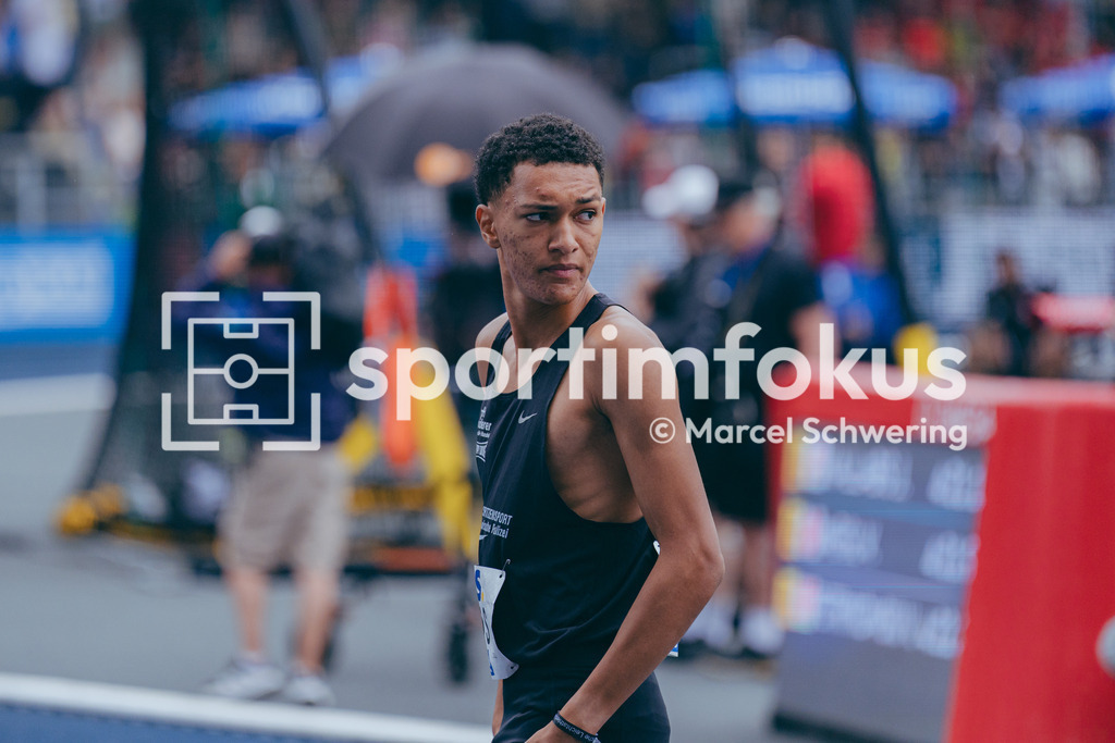 Deutsche Meisterschaften der Frauen und Männer 2026 | Noah Cais, Laufgemeinschaft Wehringen, 1500-Meter-Lauf, Finale, Deutsche Meisterschaften der Frauen und Männer 2026, Lohrheidestadion Bochum-Wattenscheid, 26.07.2026. Foto: Marcel Schwering / sportimfokus - Realisiert mit Pictrs.com