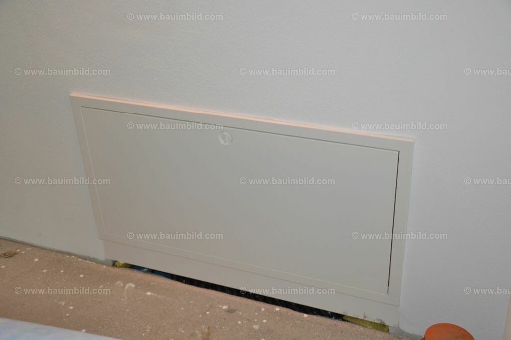 bib-lg16-heizung-0081 | Nach LV-Leistungsgruppen sortierte Detailfotos über den Bau eines Hauses. Alle Hausbau-Bilder direkt vom Urheber und Autor der Website Haus-Selber-Bauen.com