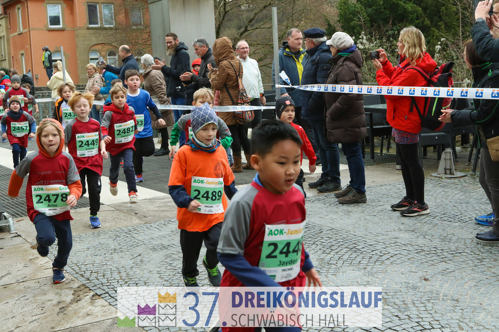 AOK JuniorCup 400m | 3Koenigslauf 2023 - Realisiert mit Pictrs.com