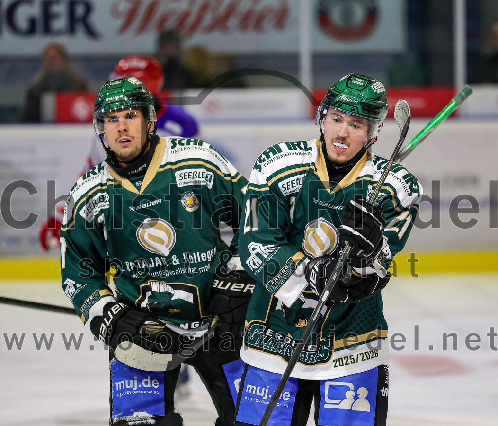 2025-09-14_110_TSV_Erding_gegen_EC_Peiting | Erding, Deutschland, 14.09.2025:Eishockey, Oberliga Süd 2025 / 2026, Testspiel, TSV Erding gegen EC Peiting, Endergebnis: 2:3Foto: Christian Riedel / fotografie-riedel.net
