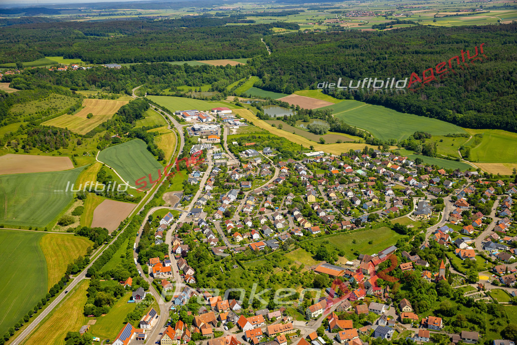 Aktuelles Luftbild von  Neusitz - Die Luftaufnahme wurde 2022 mittels UL-Flugzeug erstellt ( keine Drohne ) - hochauflösende Kamera-Systeme von  Canon -Beste Qualität - Für grossformatige Ausdrucke geeignet. Die Geschenkidee !