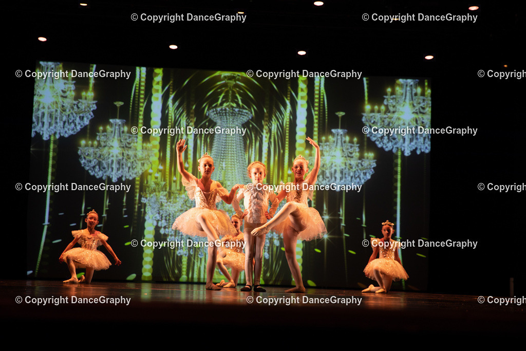 GPHY5392 | DanceGraphy - Realisiert mit Pictrs.com