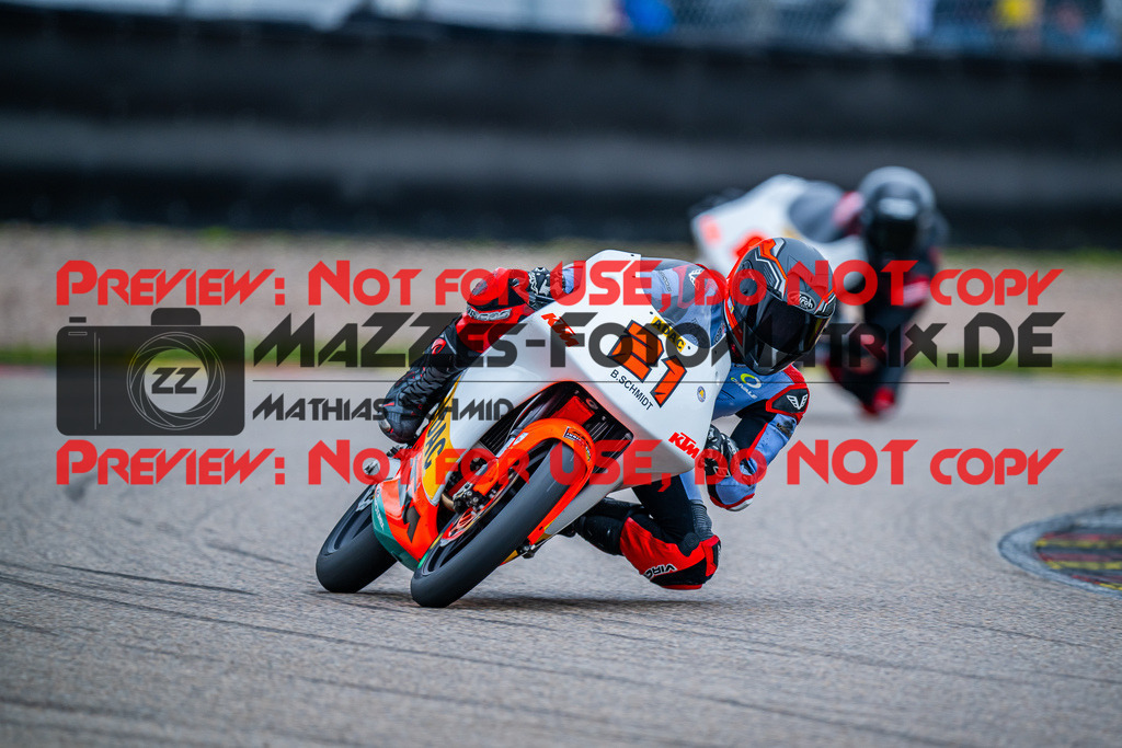 MaZZes_FotoMatrix_240503_6007705_8746 | KTM
