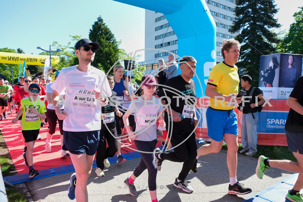 ..... | LINZ,AUSTRIA,27.April 24, Int. 3 Brückenlauf Linz  , Image shows: Photo: WAPICS / Michael ring