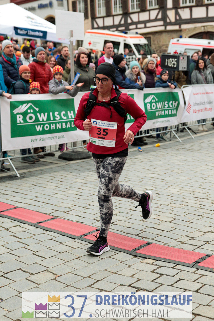 VR Bank Hauptlauf 10000m | 3 Koenigslauf 2023 - Realisiert mit Pictrs.com