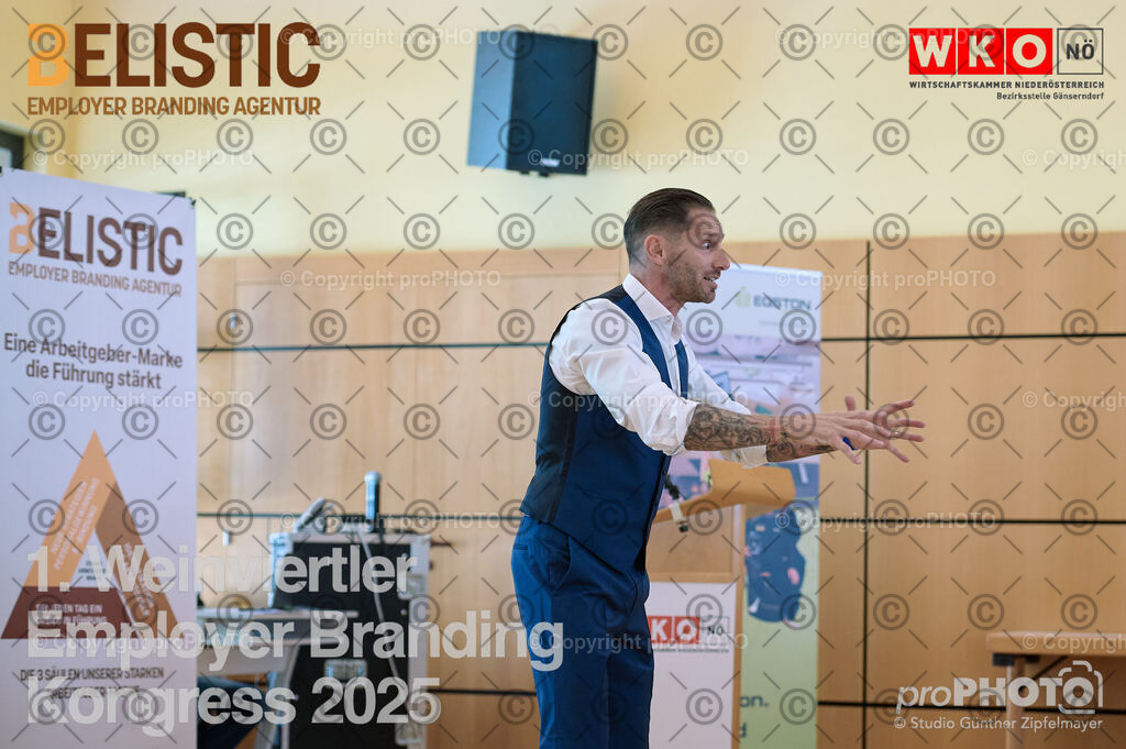 070_202509_EmployerBranding_NZ6_9819 | proPHOTO - Realisiert mit Pictrs.com