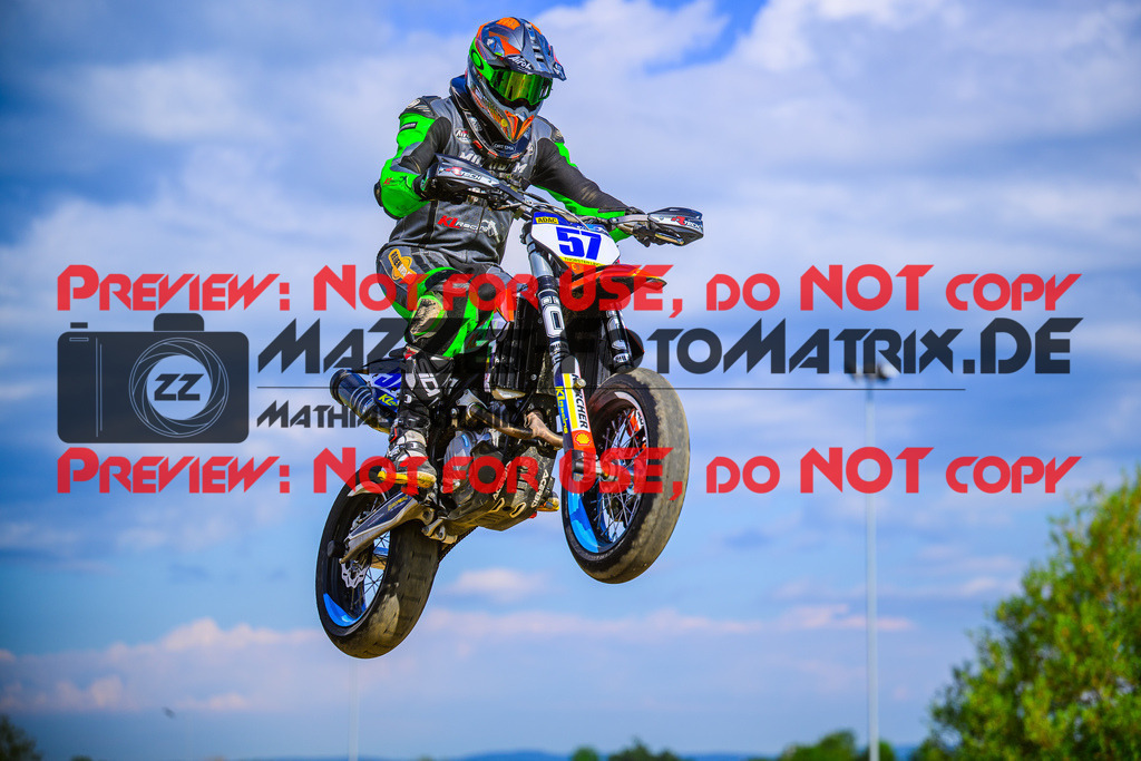 MaZZes_FotoMatrix_240714_6021986_9056 | S3