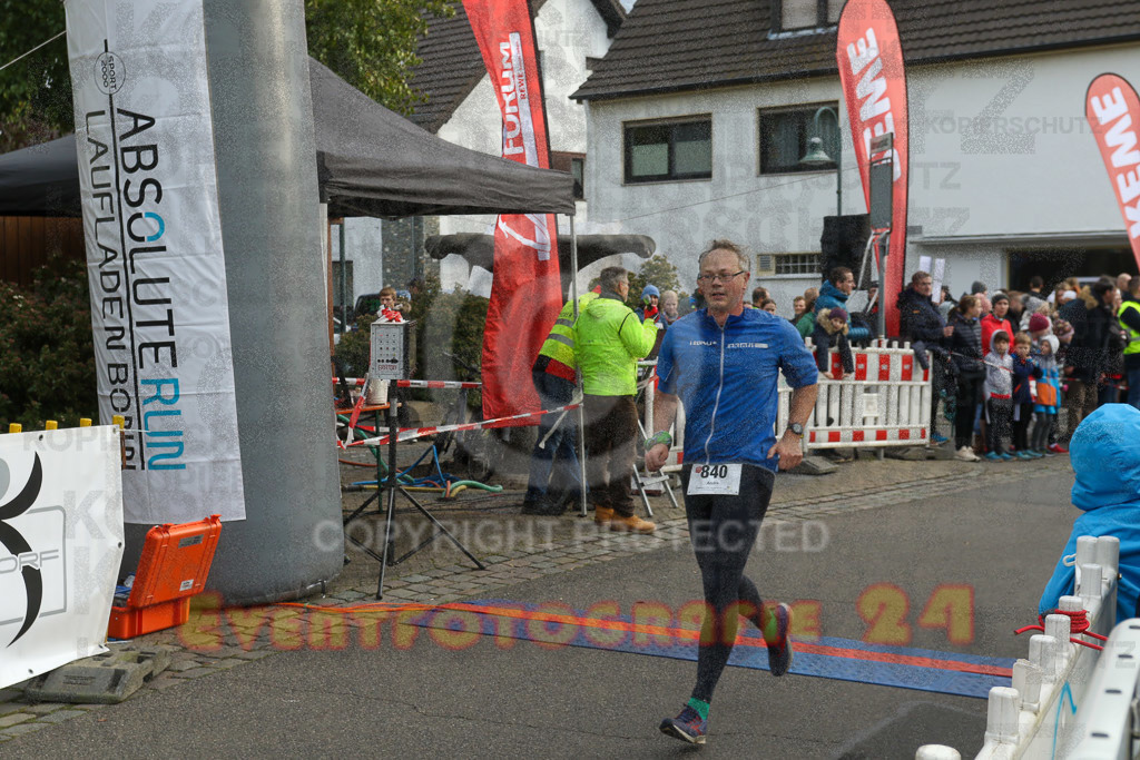 221127_1052_EV9_1340 | Sportfotografie im Rhein-Sieg Kreis, Köln, Bonn, NRW, Rheinland Pfalz, Hessen, etc. Unser Tätigkeitsfeld umfasst den Laufsport vom Volkslauf über den Marathon, Duathlon, Triathon bis zum Ultralauf wie Kölnpfad Ultra oder Schindertrail.