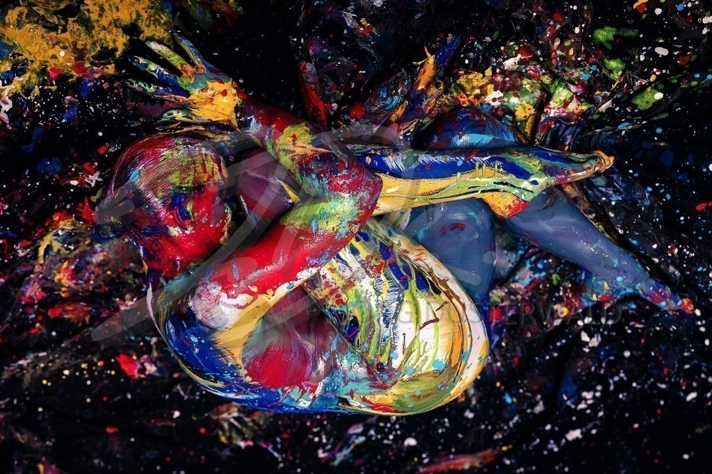 BodyArt-ARTCIRCLESPLASH_8967 | #001 | Modell: Darky | Foto: Carsten Dauer - Realisiert mit Pictrs.com