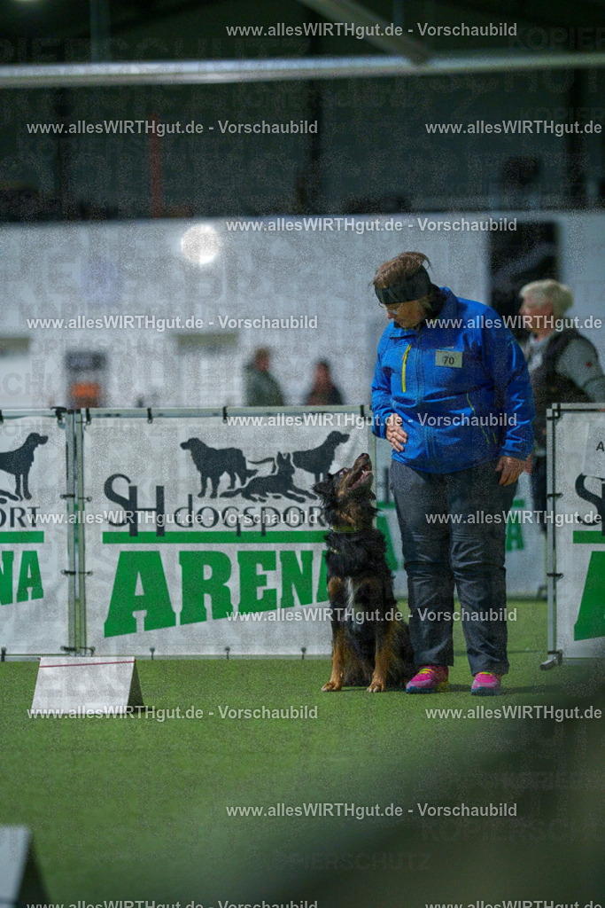 7R503961 | Professionelle Tierfotografie in Mönchengladbach von Daniel Wirth (allesWIRTHgut). Liebevolle & natürliche Bilder von Hunden & Katzen für unvergessliche Erinnerungen.