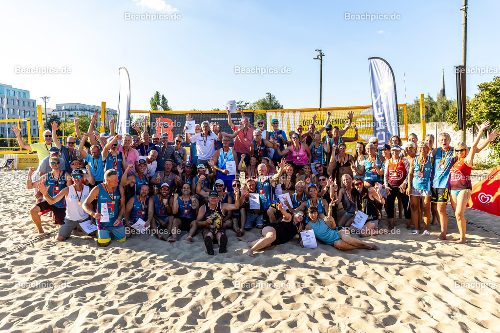 2024-00107728-Deutsche-Senioren-Beach-Meisterschaft |  08.09.2024; Berlin Foto: Gerold Rebsch - www.beachpics.de
