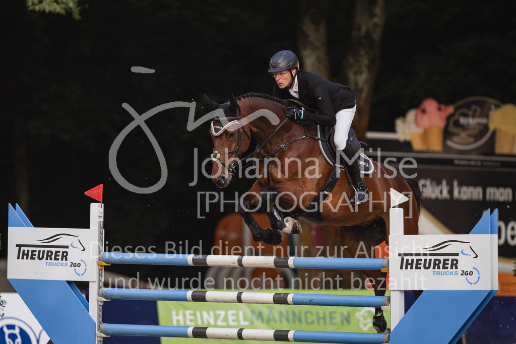 230910_OWLCh_Youngster7y-708 | Deine schönsten Turniermomente als professionelle Fotos! Entdecke hochwertige Pferdesport-Fotografie im Online-Shop. Jetzt Fotos finden & bestellen!