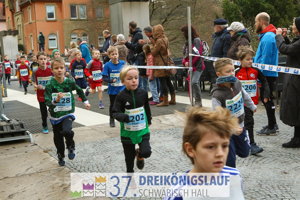 AOK JuniorCup 400m | 3Koenigslauf 2023 - Realisiert mit Pictrs.com