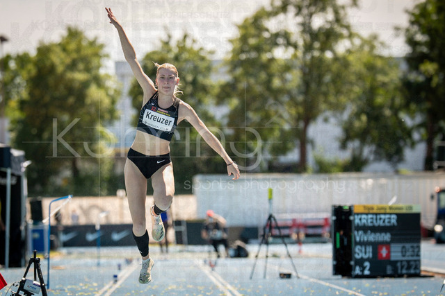 Juniorengala 2026; Mannheim, 13.06.2026 | MANNHEIM, GERMANY - JUNE 13, 2026 : Vivienne Kreuzer (SUI/Switzerland)  competing in the women’s triple jump during the Juniorengala 2026 at Michael-Hoffmann-Stadion on June 13, 2026 in Mannheim, Germany.