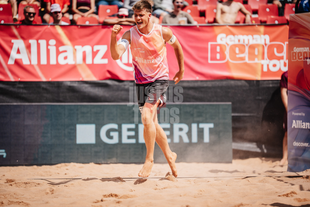 Beachvolleyball | Männer | Allianz German Beach Tour 2025 | Tourstop München | 11.07.2025 | Luis Kubo jubelt