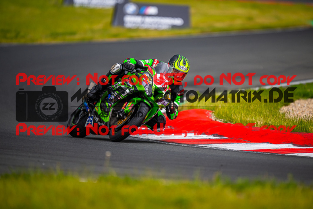 MaZZes_FotoMatrix_220521_1713 | Fotograf Mathias Schmid
Sportfotograf,
Eventfotograf,
Hochzeitsfotograf,
Portraitfotograf