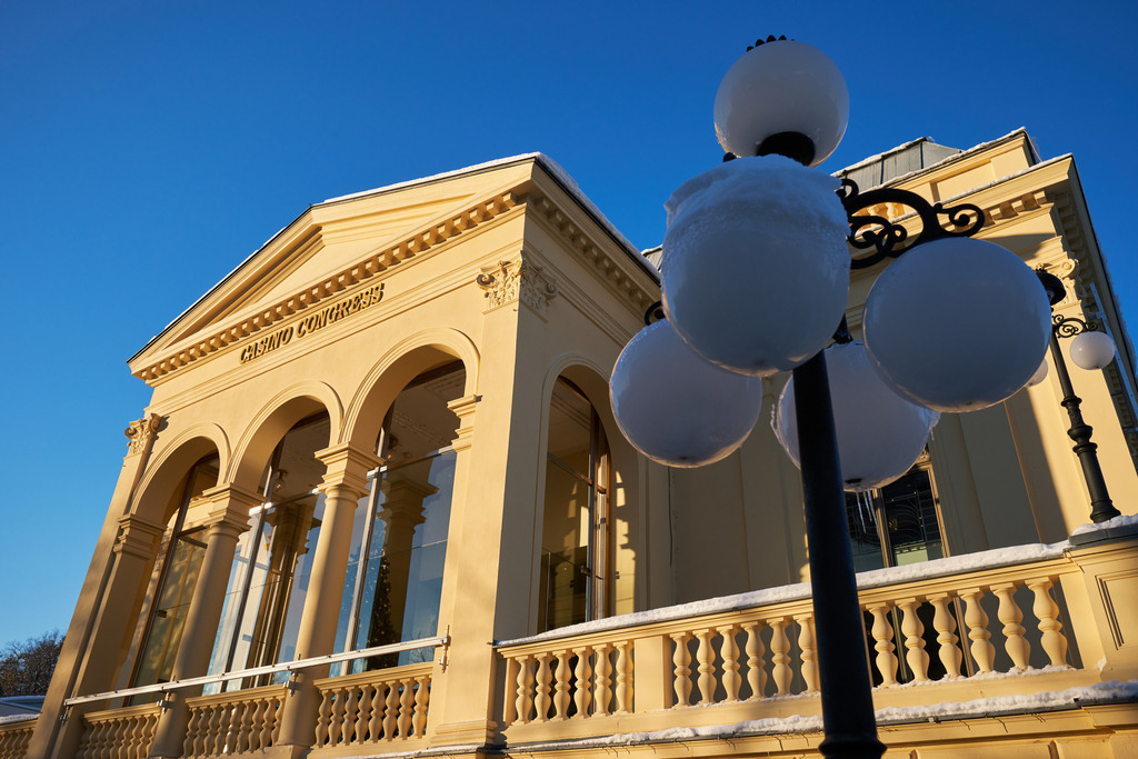 Casino Baden im Winter | Baden, Austria - December 03, 2023: Casino Baden im Winter. - Realisiert mit Pictrs.com