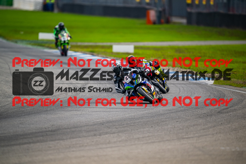 MaZZes_FotoMatrix_220924_0676 | PRO SUPERSTOCK