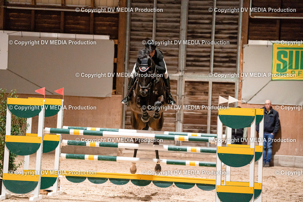 Springen Tag 1-909 | dv-media-shop - Realisiert mit Pictrs.com