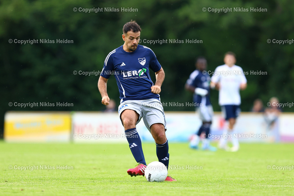 NH_TuSDassendorf_SVCurslackNeuengamme_OberligaHamburg_01082025 | #21 Agatino Infulto (SV Curslack-Neuengamme)Fußball I Herren I Gamesright Oberliga Hamburg I Saison 2025-2026  I 2. Spieltag I TuS Dassendorf - SV Curslack-Neuengamme I 01.08.2025 I Sportplatz Wendelweg