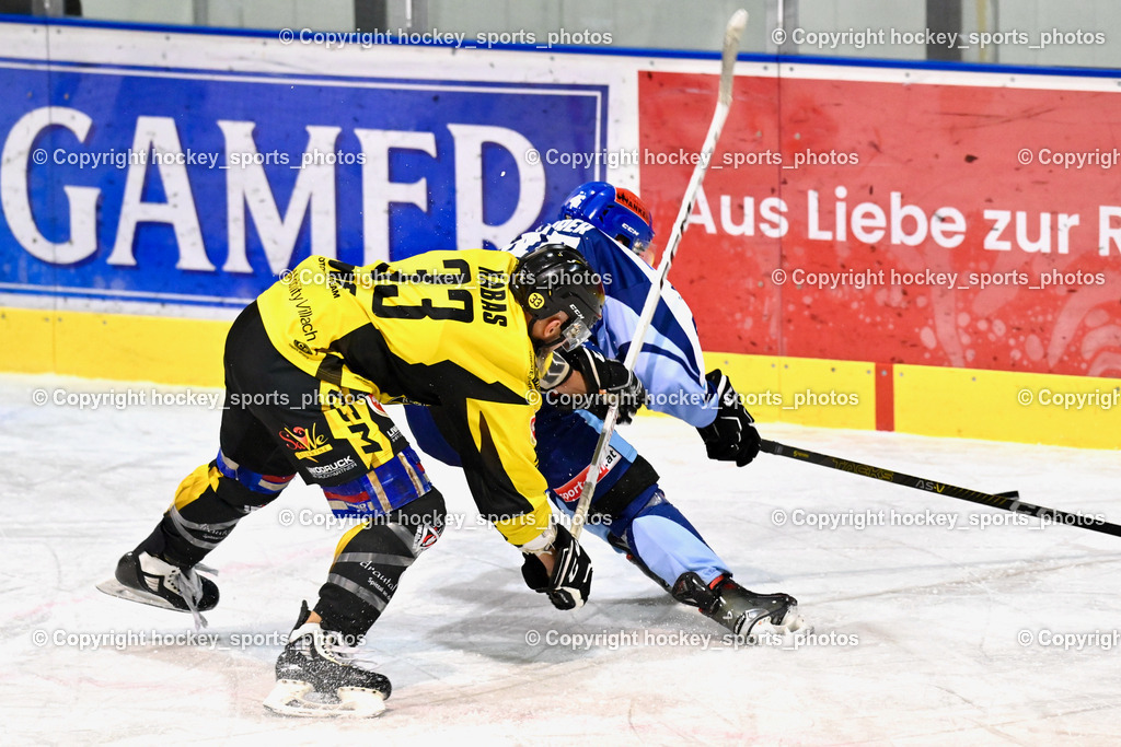 ESC Steindorf vs. EC Hornets Spittal 20.2.2024 | #33 Kabas Michael EC Hornets Spittal, #46 Maurer Julian ESC Steindorf, ESC Steindorf vs. EC Hornets Spittal 20.2.2024, ESC Steindorf vs. EC Hornets Spittal 20.2.2024 am 20.02.2024 in Steindorf (Ossiachersee Halle), Austria, (Photo by Bernd Stefan)