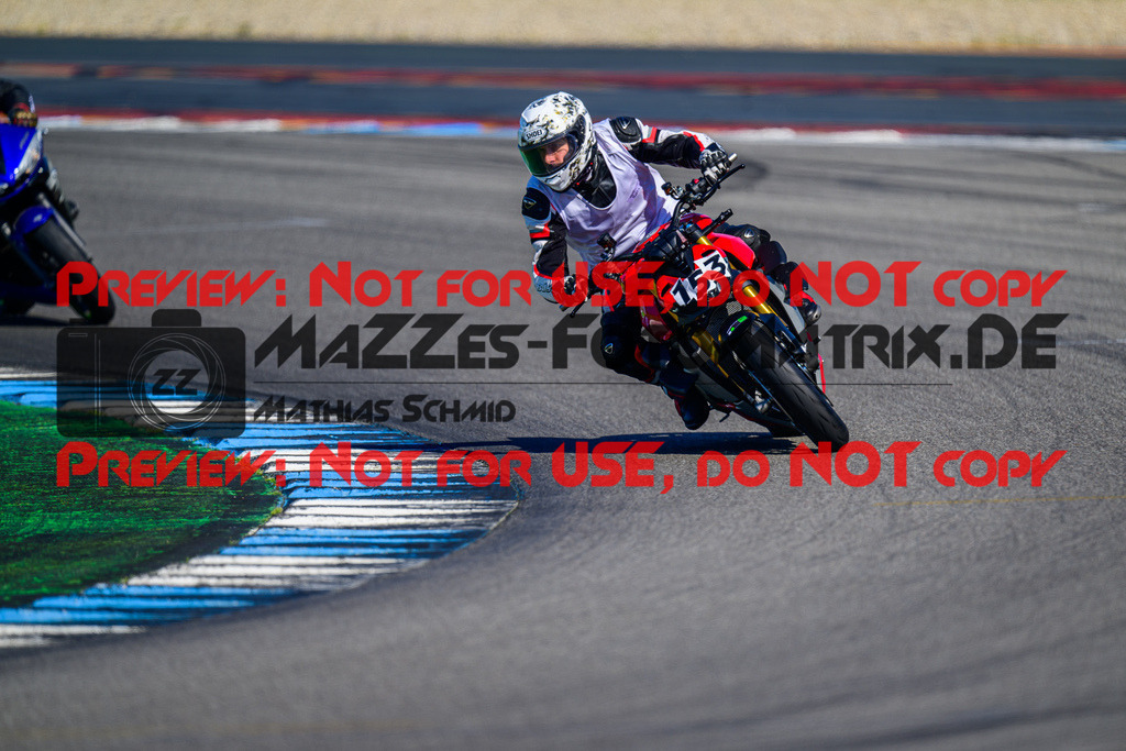 MaZZes_FotoMatrix_240520_6007705_9634 | INST