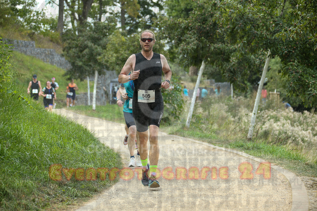 250824_1409_EX1_5179 | Sportfotografie im Rhein-Sieg Kreis, Köln, Bonn, NRW, Rheinland Pfalz, Hessen, etc. Unser Tätigkeitsfeld umfasst den Laufsport vom Volkslauf über den Marathon, Duathlon, Triathon bis zum Ultralauf wie Kölnpfad Ultra oder Schindertrail.