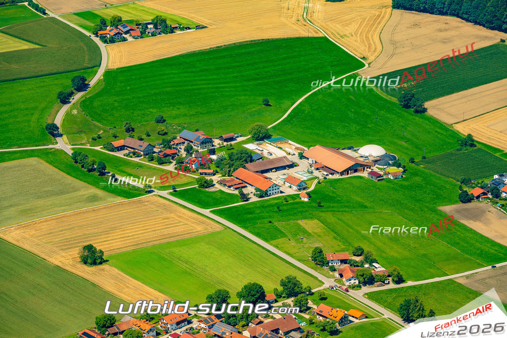 Luftbild Vs Google Maps  Reinstorf  Glonn -Das Luftbild wurde 2025 vom UL-Flugzeug heraus erstellt ( keine Drohne ) - Hochauflösende Luftaufnahme -Nicht vergleichbar mit Google Maps oder Satelittenbilder- Die Geschenkidee !Mit Lizenz und Bildrechte bestellbar