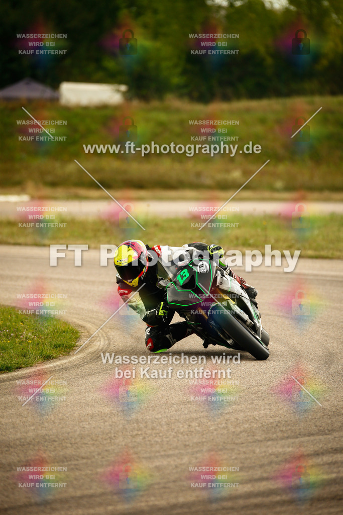 _MOT8142 | Hier findet Ihr Bilder von Touristenfahrten auf der Nürburgring Nordschleife oder von anderen Veranstaltungen die ich besucht habe. Viel Spass beim Durch Schauen 