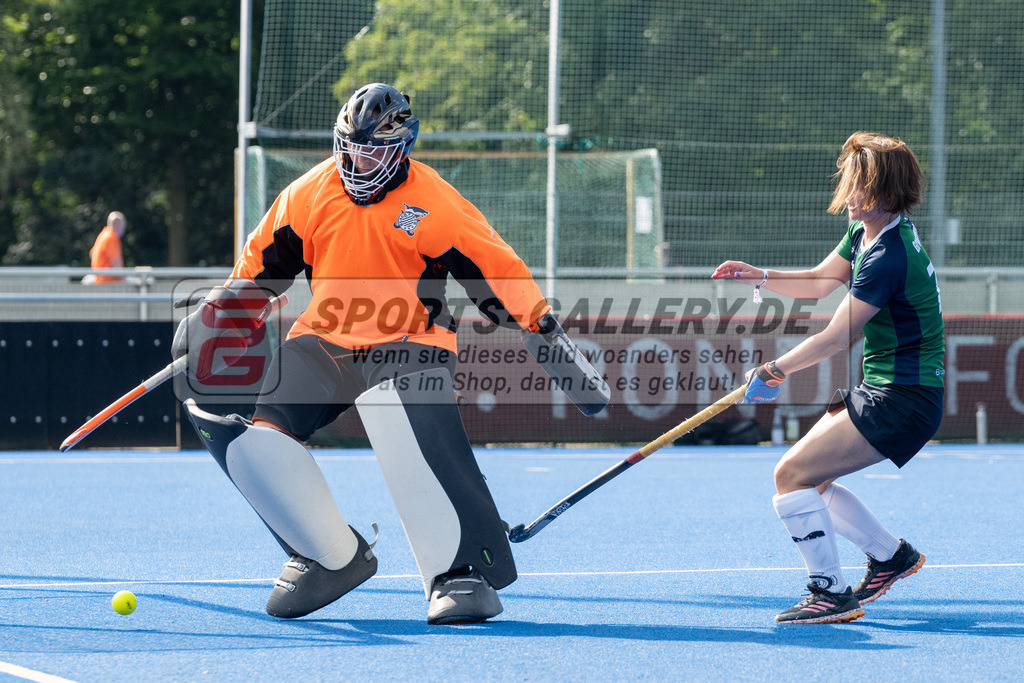SFE_20240817_0082 | Krefeld, Deutschland, 17.08.2024:  European Cup for Recreational Hockey Players im KTHC Stadion Rot-Weiss Köln Tennis and Hockey Club am 17.08.2024 in Krefeld, Deutschland. (Foto von Stephan Fehrmann)Krefeld, Germany, 17.08.2024: European Cup for Recreational Hockey Players in KTHC Stadion Rot-Weiss Köln Tennis and Hockey Club at 17.08.2024 in Krefeld, Deutschland. (Foto from Stephan Fehrmann)