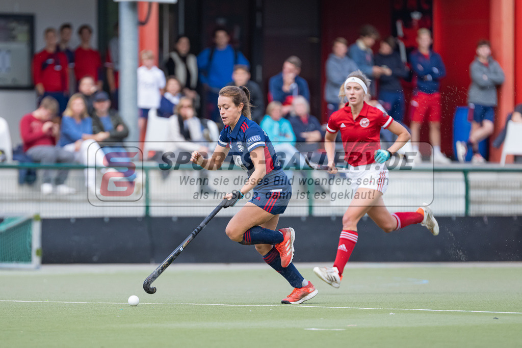 HK_20220925_100167 | 1. Bundesliga Damen Düsseldorfer HC - Berliner HC  am 25.9.2022 DHC Düsseldorf, Düsseldorf , Tessa Schubert ( Düsseldorfer HC #28 )