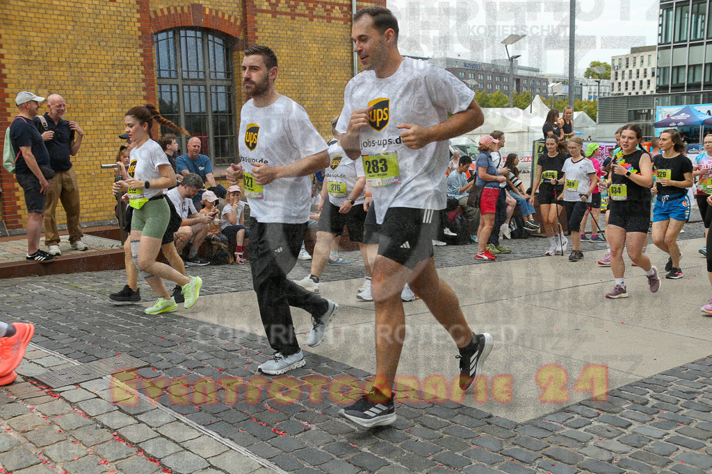 250920_1302_EX1_3895 | Sportfotografie im Rhein-Sieg Kreis, Köln, Bonn, NRW, Rheinland Pfalz, Hessen, etc. Unser Tätigkeitsfeld umfasst den Laufsport vom Volkslauf über den Marathon, Duathlon, Triathon bis zum Ultralauf wie Kölnpfad Ultra oder Schindertrail.