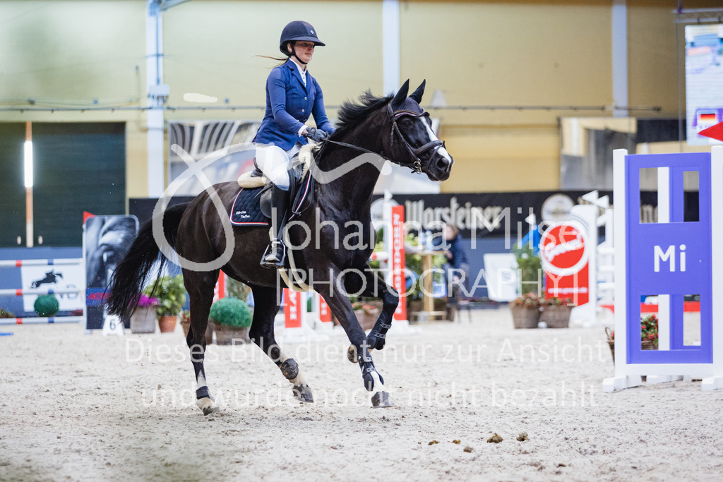221112_Warstein_L-Spr-146 | Deine schönsten Turniermomente als professionelle Fotos! Entdecke hochwertige Pferdesport-Fotografie im Online-Shop. Jetzt Fotos finden & bestellen!