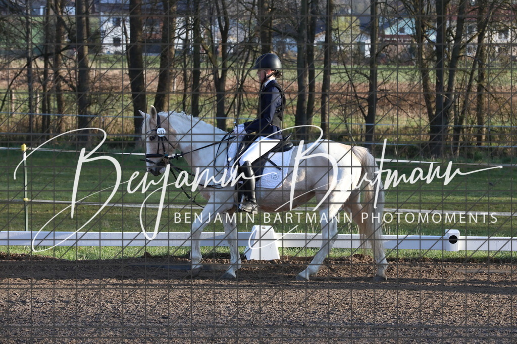 AZ2A2314 | Benjamin Bartmann Photomoments