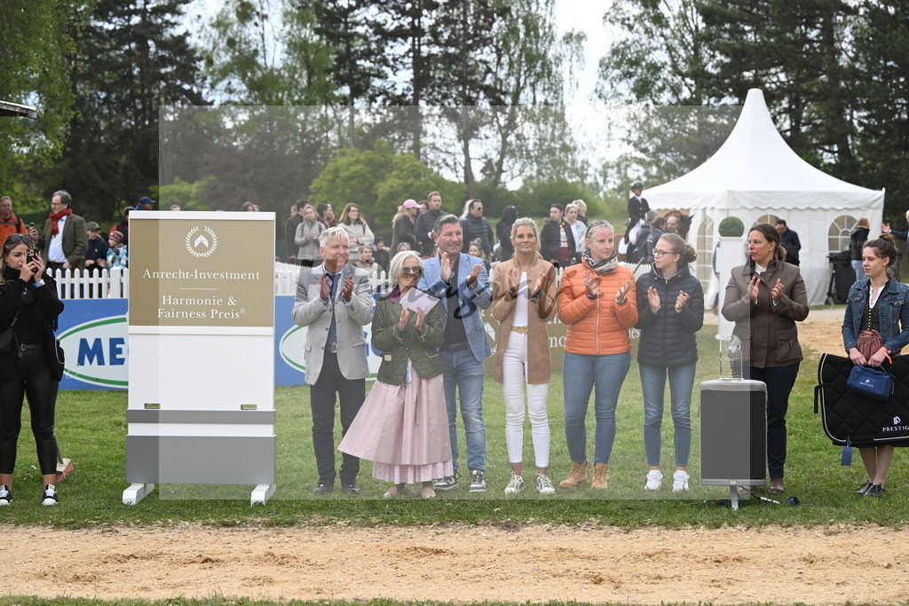 Anrecht_11231196 | Anrecht - Realisiert mit Pictrs.com