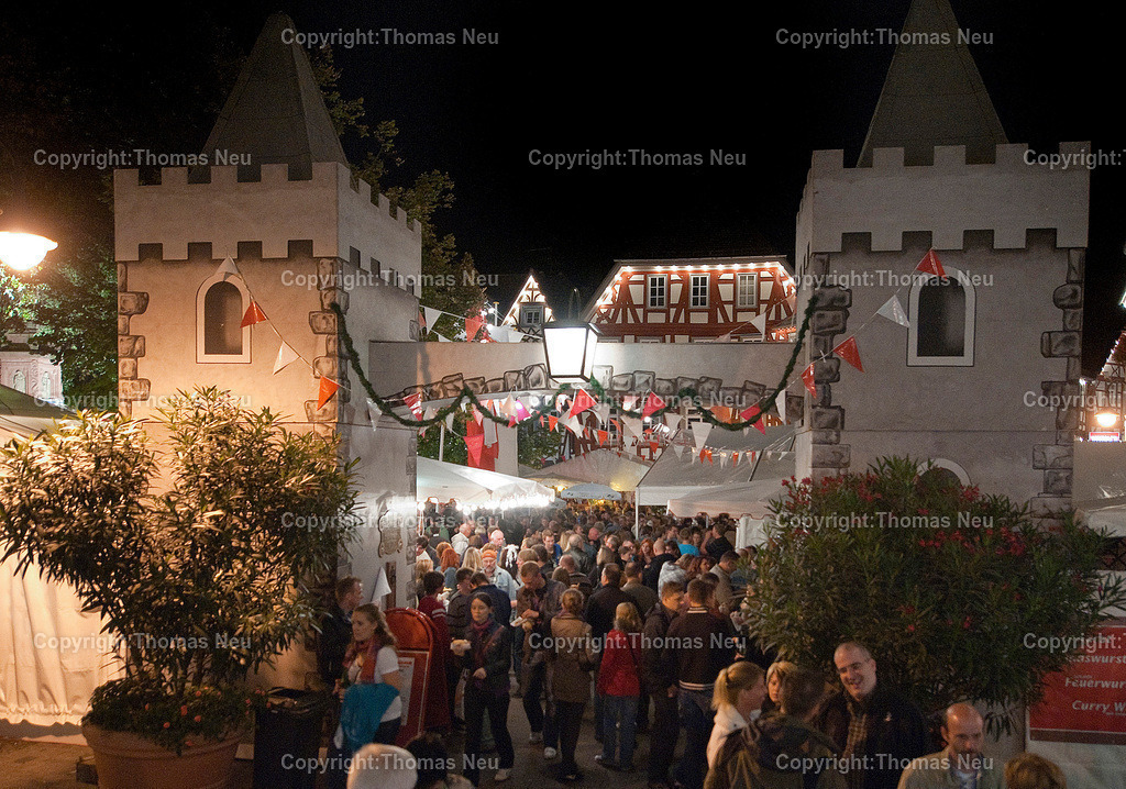 Dorf_4 | 1409,Winzerfest 2009,Bild: Thomas Neu