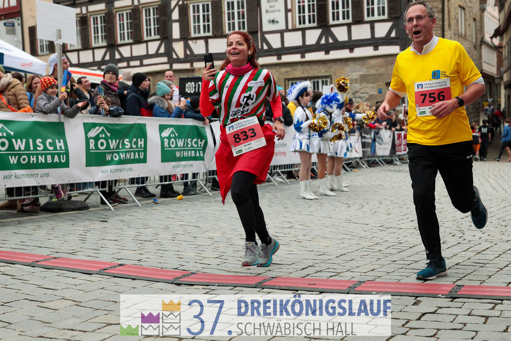 VR Bank Hauptlauf 10000m | 3 Koenigslauf 2023 - Realisiert mit Pictrs.com